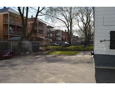 152 Harvard St, Dorchester Center, MA 02124 - photo 4