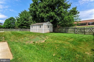 12106 Kings Arrow St, Bowie, MD 20721 - photo 4