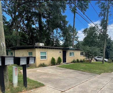 831 White Dr unit 831, Tallahassee, FL 32304 - photo 2