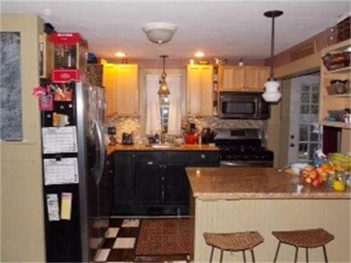 111 Adams St, South Dartmouth, MA 02748 - photo 6