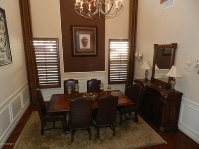 Formal Dining Room (2)