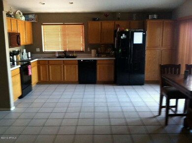 Kitchen (Medium)