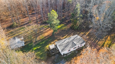 397 Trices Lake Rd, Columbia, VA 23038 - photo 2