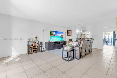 13715 SW 84th St unit F, Miami, FL 33183 - photo 4