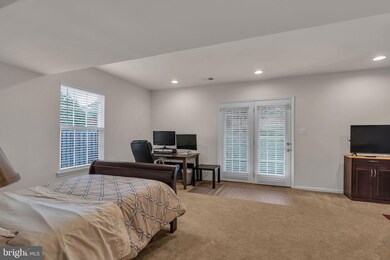 22900 Chestnut Oak Terrace, Sterling, VA 20166 - photo 5