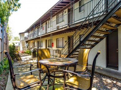 5722 Gaston Ave unit L, Dallas, TX 75214 - photo 4