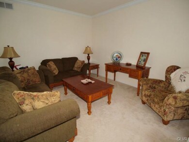 7163 Moonbeam Ln, Macungie, PA 18062 - photo 6