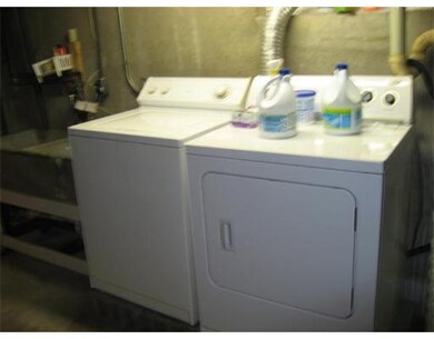 39 Wheeler Rd unit 39, Newton Center, MA 02459 - photo 5