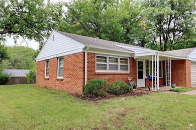 1511 Campus Dr, Manhattan, KS 66502 - photo 2