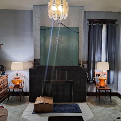 404 E Iowa St, Evansville, IN 47711 - photo 2