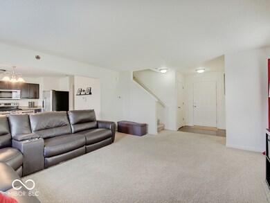 11614 Tahoe Way, Indianapolis, IN 46235 - photo 4
