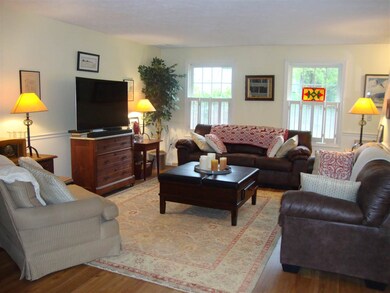 23 Peterson Cir, Concord, NH 03303 - photo 3