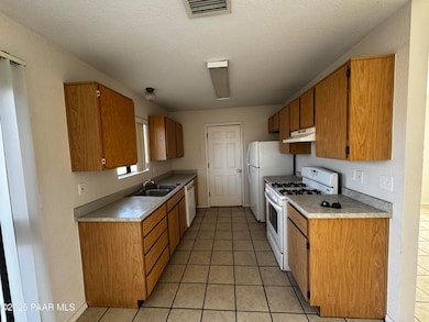 3812 N Tani Rd unit C, Prescott Valley, AZ 86314 - photo 4