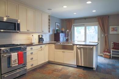 835 Mohawk St, Columbus, OH 43206 - photo 2