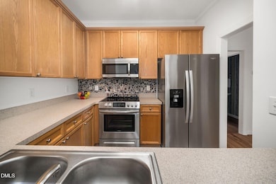 161 Summit Oaks Ln, Holly Springs, NC 27540 - photo 4