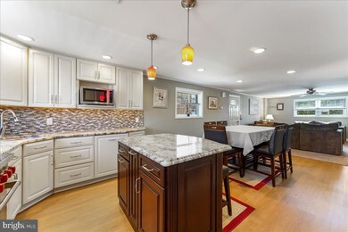 115 Meadow Ln, Philadelphia, PA 19154 - photo 6