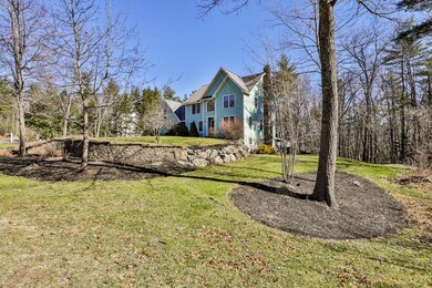 67 Green Meadow Ln, Bedford, NH 03110 - photo 2