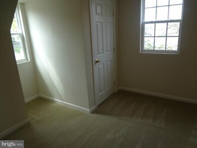 5606 Annapolis Rd, Bladensburg, MD 20710 - photo 4