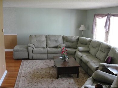 807 Ohio St, North Tonawanda, NY 14120 - photo 3
