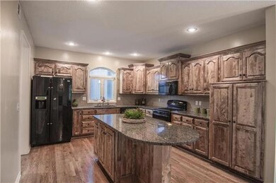 5816 Payne St, Shawnee, KS 66226 - photo 6