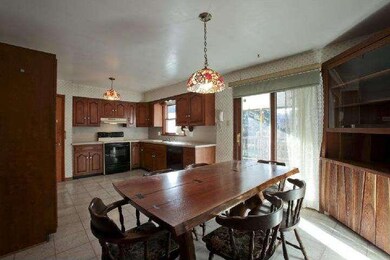 31 Iron Hill Rd, Doylestown, PA 18901 - photo 2