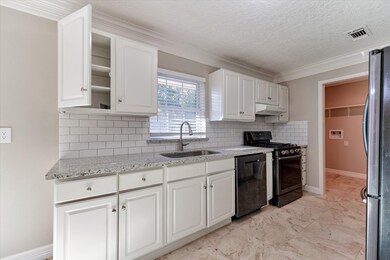 5930 Patridge Dr, Pearland, TX 77584 - photo 4