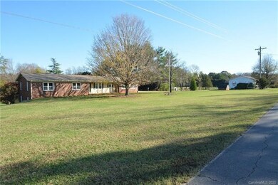 252 Carl Austin Rd, Statesville, NC 28625 - photo 3