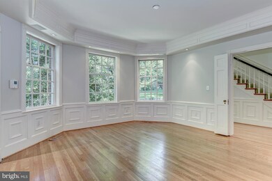 4965 Glenbrook Rd NW, Washington, DC 20016 - photo 4