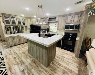 205 Wg Sorsby Rd, Texarkana, TX 75501 - photo 2