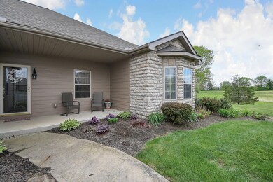 5 Claire Ct unit 5, Circleville, OH 43113 - photo 4