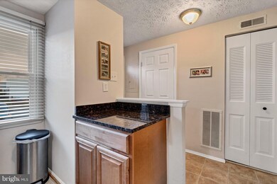 10 Stillwood Cir, Nottingham, MD 21236 - photo 6