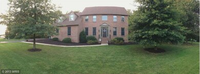 2189 Castlegreen Dr, Greencastle, PA 17225 - photo 2