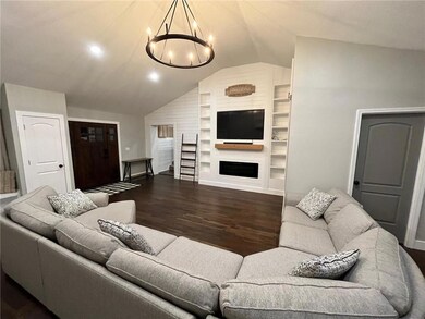 33510 W 363rd St, Osawatomie, KS 66064 - photo 4