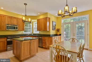 8557 Willow Wisp Ct, Laurel, MD 20723 - photo 2