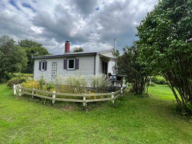 50 Goss Hollow Rd, Saint Johnsbury, VT 05819 - photo 2