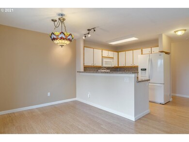 20130 Larkspur Ln unit 100, West Linn, OR 97068 - photo 6