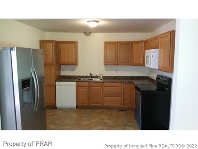 7510 Seaton Place, Fayetteville, NC 28303 - photo 4