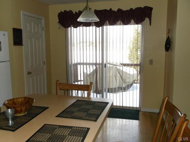 270 Park Ridge Dr, Easton, PA 18040 - photo 3