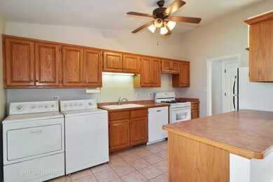 3907 Raven Ln, Rolling Meadows, IL 60008 - photo 5