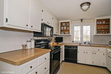 06_24MaraspinRoad_5_Kitchen_MLSuse_1500x