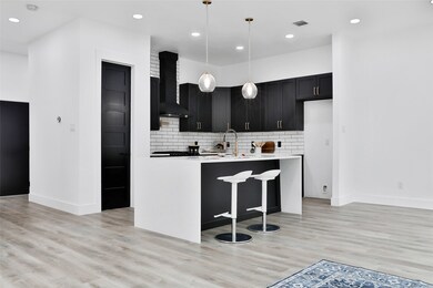 4930 Broom St, Houston, TX 77091 - photo 6