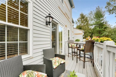 565 Quaker Ln unit 3, West Warwick, RI 02893 - photo 3