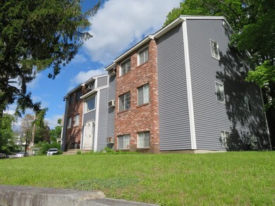 1 19th St unit 4, Lowell, MA 01850 - photo 2