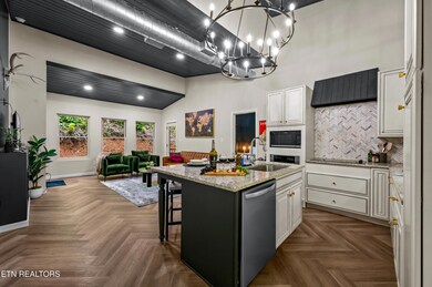 2019 Spotted Fawn Way, Sevierville, TN 37876 - photo 4