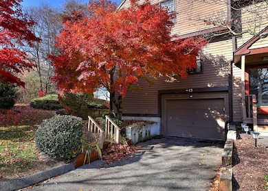 13 Shadowwood Cir, Monroe, CT 06468 - photo 5