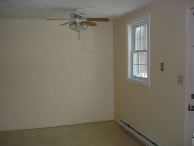 10 Spaulding St unit a, Townsend, MA 01469 - photo 2