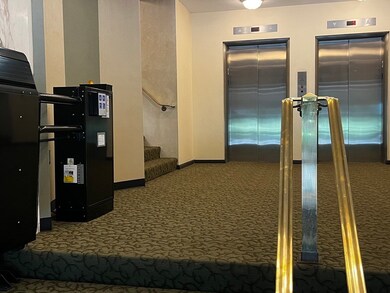 Executive House unit 302, Worcester, MA 01609 - photo 2