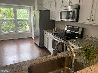 9347 Kendal Cir, Laurel, MD 20723 - photo 2