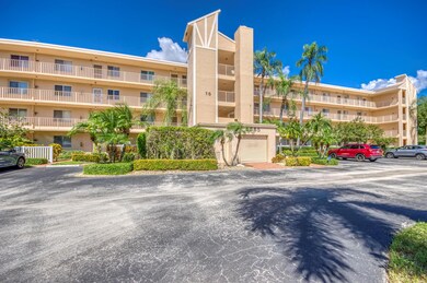 6865 Huntington Ln unit 105, Delray Beach, FL 33446 - photo 2