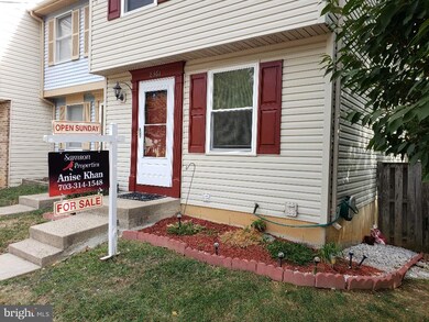 8361 Bark Tree Ct, Springfield, VA 22153 - photo 3